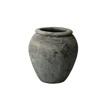 ＜＜ご注意下さい＞＞こちらの商品はメーカーよりお客様へ直接お届けの品になります。 当店での在庫はしておりません。在庫の有無はメーカー在庫のみになりますので、急な欠品や急に廃盤になる可能性がございます。こちらの商品の配送について○北海道・沖縄・離島につきましては、配送不可となりますので予めご了承お願いします。こちらの商品の包装(ラッピング)について○上記の理由(メーカーより直送)により包装はできませんので予めご了承お願いします。こちらの商品の不具合について○お届けしましたこちらの商品に不具合があった場合、商品到着日より1週間以内に当店にご連絡ください。メーカーが直接対応させて頂きます。○お客様がご自身で修理された場合、費用の負担は致しかねますので予めご了承下さい。おしゃれなデザインのプランターです。※商品の特性上表面に個体差がございます。※モニターの設定や画像撮影時の光の加減などにより、実際の商品と色味や素材の見え方が異なる場合がございますが、予めご了承下さい。※時間指定不可です。サイズ：φ440×490mm、内寸:φ280mm、底外:φ250mm、個装サイズ：65×65×70cm重量：24kg、個装重量：24000g素材・材質：陶器仕様：穴:有生産国：ベトナム