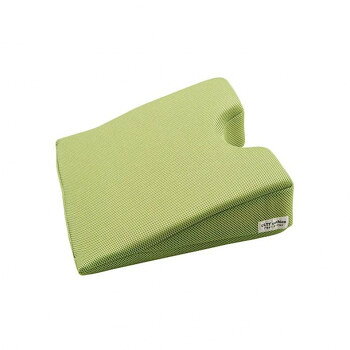 ＜＜ご注意下さい＞＞こちらの商品はメーカーよりお客様へ直接お届けの品になります。 当店での在庫はしておりません。在庫の有無はメーカー在庫のみになりますので、急な欠品や急に廃盤になる可能性がございます。こちらの商品の配送について○北海道・沖縄・離島につきましては、配送不可となりますので予めご了承お願いします。こちらの商品の包装(ラッピング)について○上記の理由(メーカーより直送)により包装はできませんので予めご了承お願いします。こちらの商品の不具合について○お届けしましたこちらの商品に不具合があった場合、商品到着日より1週間以内に当店にご連絡ください。メーカーが直接対応させて頂きます。○お客様がご自身で修理された場合、費用の負担は致しかねますので予めご了承下さい。うつ伏せ時の胸部保護におすすめ。車椅子の背当てや体位変換時の背当てなど様々な用途に対応。無膜加工ウレタン仕様で、カバーをつけたまま丸洗いできます。縫い目に角を作らない縫製で、肌あたりが良く、体に擦れる負担を軽減します。※受注生産品のため、ご注文後のキャンセルはお受けできません。【ご使用上の注意】・カバーから中身を取り出さないでください。・中身のウレタンフォームは、紫外線によって少しずつ変色しますが、物性に対する影響はありません。・枕やポジショニングクッションの用途以外ではご使用にならないでください。サイズ：400×400×10〜100mm、個装サイズ：41×41×11cm重量：個装重量：600g素材・材質：中材:高/低反発無膜加工ウレタンカバー:ポリエステル100%生産国：日本
