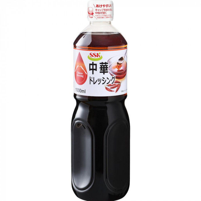 ＜＜ご注意下さい＞＞こちらの商品はメーカーよりお客様へ直接お届けの品になります。 当店での在庫はしておりません。在庫の有無はメーカー在庫のみになりますので、急な欠品や急に廃盤になる可能性がございます。こちらの商品の配送について○北海道・沖縄・離島につきましては、配送不可となりますので予めご了承お願いします。こちらの商品の包装(ラッピング)について○上記の理由(メーカーより直送)により包装はできませんので予めご了承お願いします。こちらの商品の不具合について○お届けしましたこちらの商品に不具合があった場合、商品到着日より1週間以内に当店にご連絡ください。メーカーが直接対応させて頂きます。○お客様がご自身で修理された場合、費用の負担は致しかねますので予めご了承下さい。醤油、ごま油の風味をいかし、唐辛子でピリッとした辛味をつけたドレッシングです。※栄養成分の表示値は、目安です。内容量：1Lサイズ：個装サイズ：34×18×29cm重量：個装重量：9200g仕様：賞味期間：製造日より360日セット内容：8個入生産国：日本栄養成分：100gあたりエネルギー339kcal、たんぱく質3.4g、脂質30.5g、炭水化物12.2g、食塩相当量4.7g原材料：名称：分離液状ドレッシング醤油(国内製造)、食用植物油脂、糖類(果糖ぶどう糖液糖、砂糖)、醸造酢、発酵調味料、ラー油、ポークエキスパウダー/調味料(アミノ酸等)、増粘剤(キサンタン)、香辛料抽出物、香料、(一部に小麦・ごま・大豆・豚肉を含む)アレルギー表示：小麦、ごま、大豆、豚肉（原材料の一部に含んでいます）保存方法：常温で保存してください。製造（販売）者情報：エスエスケイフーズ株式会社静岡工場:静岡県焼津市高新田477-1藤枝工場:静岡県藤枝市高田957-1