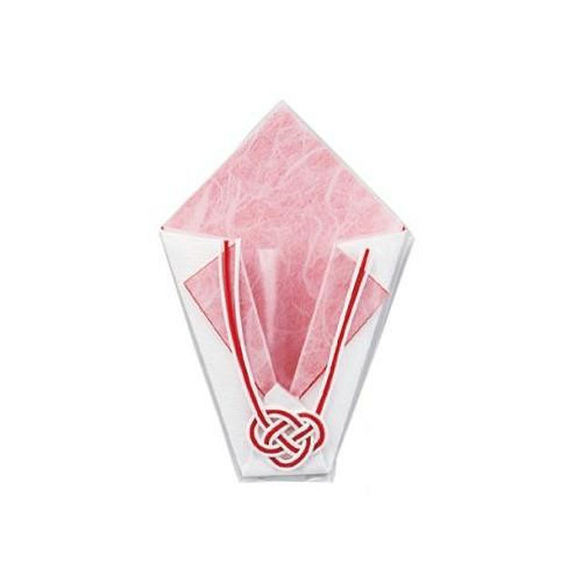 おせち料理や祝い膳などを手軽に華やかにできる飾りです。※形状やサイズに個体差がある場合もございます。ご検討の目安としてご参照ください。※直火・オーブン・オーブントースターには対応していません。サイズ：(約)6.5×2.3×H9.5cm、個装サイズ：7×9.5×20cm重量：個装重量：115g素材・材質：紙、OPPセット内容：50枚生産国：日本