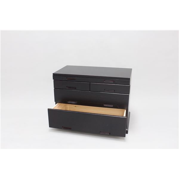 天然木桐材のモダン仏壇キャビネット ブラウン 完成品 DFCX6245BR