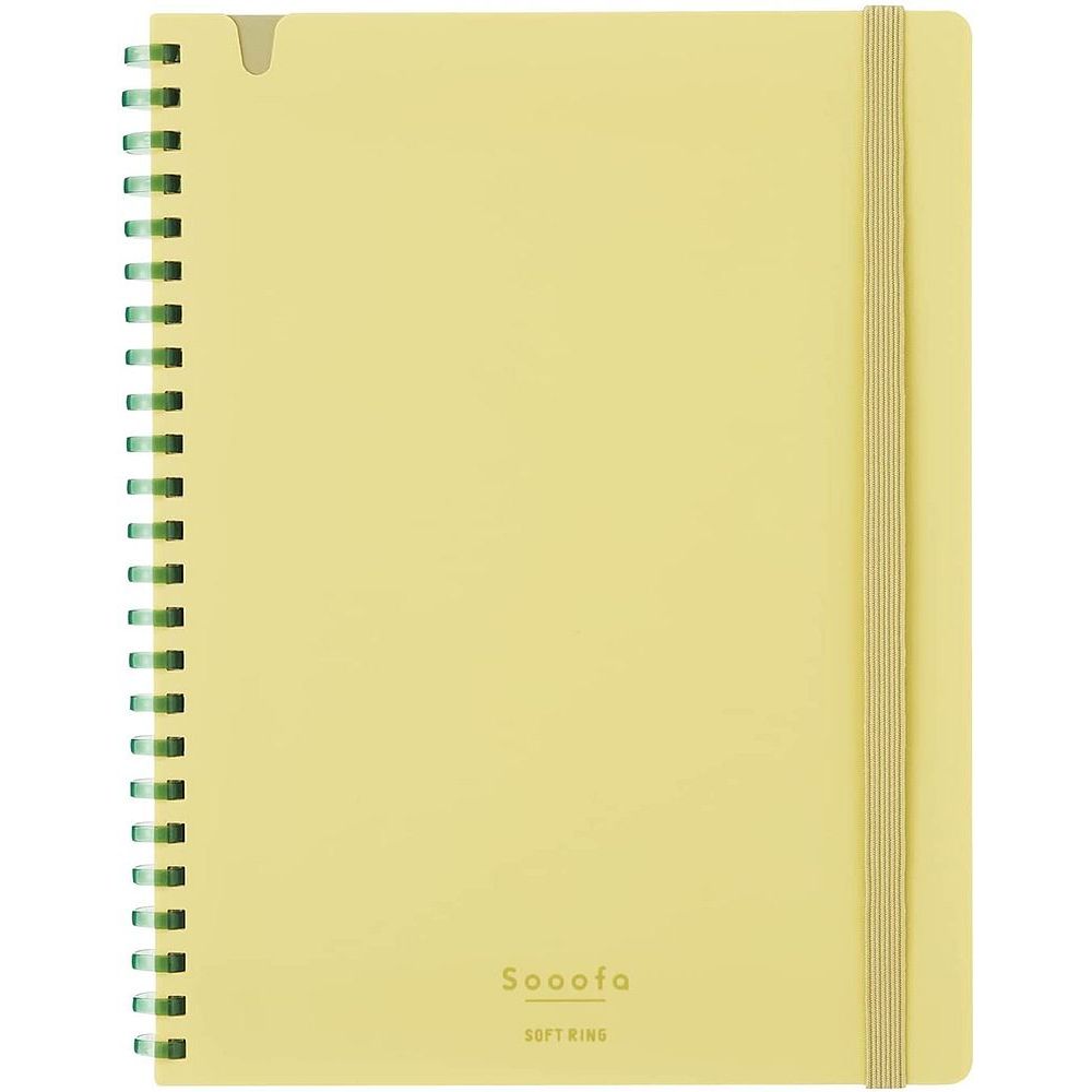 メール便発送商品（送料込み）※こちらの商品はメール便にて「ポスト投函」でのお届けになります。※代金引換はご利用いただけません。※お届け日時のご指定はできません。※宅配便送料別の商品と同梱の場合、宅配便の送料となります。※通常、出荷後1〜4日程度でのお届けとなります。※荷物問合せ番号よりお荷物の追跡が可能です。【商品説明】●シンプルながらもスマートさと程よいリラックス感のある、 ON/OFF問わずに使えるノートです。●コクヨ独自開発の“新感覚やわらかリング”を採用したリングノートです。●平らに開くので書き込みやすい、平らに折り返せるので狭い場所でも心地よく使える、といったリングノートのよさはそのままに、書くときリングに手が当たっても気にせず端まで美しく書けます。●リング形状が“Dの字型”になっているので、リング幅がコンパクトでリングノート特有のかさばり感がありません。●ノートの枚数はたっぷり書ける80枚です。●必要なページだけをきれいに切り離せる、マイクロミシン目入りのカットオフタイプです。●罫線は4mm方眼罫で色はやさしく親しみを感じるウォームグレーです。●表紙は持ち運びに適したPP製でゴムバンド付き、上部にペンのクリップ部分を引っ掛けられる切り欠きのあるデザインになっています。●便利なPP製のポケット付き。【仕様】・サイズ/A5変形・中紙寸法(タテ×ヨコ)/210×158mm・罫内容/4mm方眼罫・枚数/80枚・中紙/上質紙、表紙/表裏：PP、リング/オレフィン系樹脂