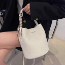 レディース ハンドバッグ ショルダーバッグ 肩掛け 斜め掛け バッグ 鞄 かわいい かばん かっこいい カバン bag PUレザー 韓国 ブラック ホワイト ピンク イエロー グリーン おしゃれ プチプラ 高級感 バケット 綺麗