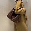 ショルダーバッグ ハンドバッグ 手持ち 手さげ 秋 冬 韓国 鞄 かばん カバン bag 女性 大型バッグ ニッチ 多用途 肩掛け ワンショルダー カジュアル 横長 正方形 西洋 かわいい 通勤 通学 トートバッグ ホワイト ブラウン ブラック ブルー