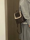 リュック ミニ もこもこ レディース バックパック 小さい 小型 かぶせ バッグ リュックサック 茶色 白 バイカラー 無地 レトロ かわいい ミニバッグ お出かけ スクエア型 四角 手提げ ハンドバッグ