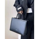 ハンドバッグ ショルダーバッグ 斜め掛けバッグ 女性用 レディース ブラック ブラウン マグネット カジュアル フォーマル ビジネス オフィス 定番 シンプル ベーシック 通勤 通学 大容量 傘 水筒 書類 かわいい かっこいい おしゃれ 上品 高級感