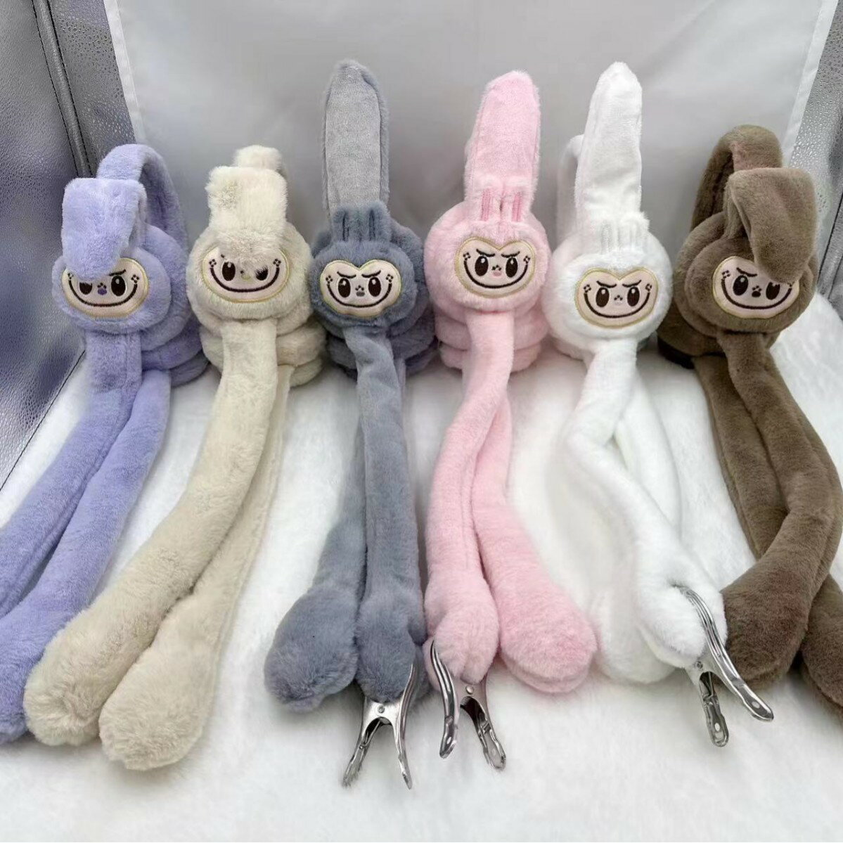 LABUBU(ラブブ) うさぎ 動く耳 イヤーマフ - 音付き 冬 防寒 学生 かわいい ファー 耳あて ギフト