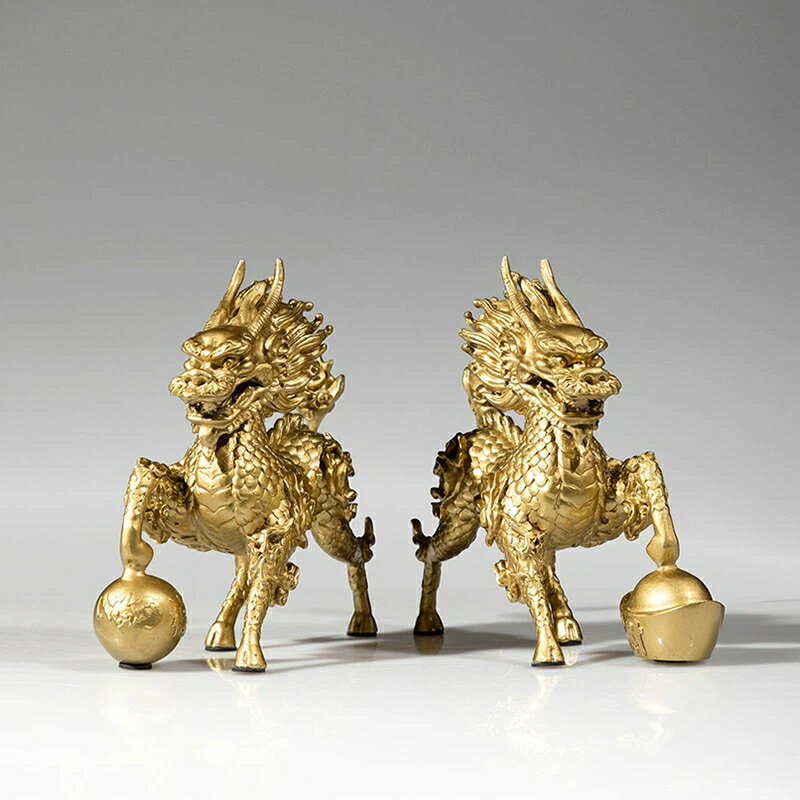 富貴麒麟 置物 瑞獣 麒麟 銅製 工芸品 彫刻 オブジェ 開業 祝い 引越し 記念品 彩銅装飾 吉祥縁起物 神獣 風水インテリア 高級感 プレゼント ギフト ク...