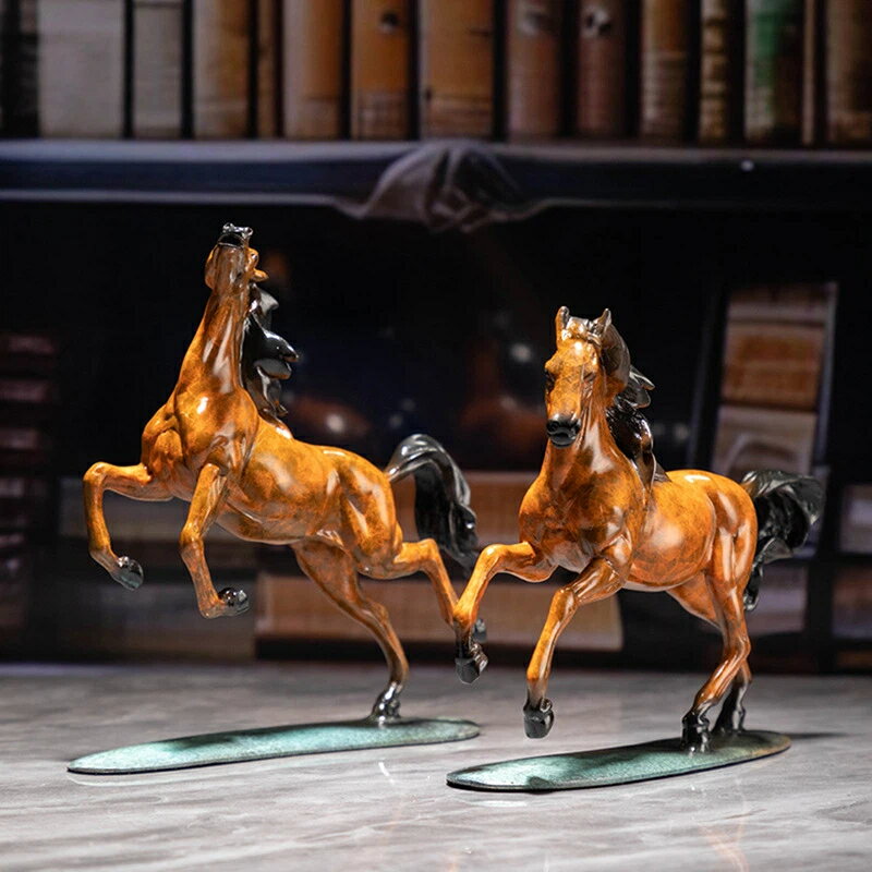 馬不停蹄 黄銅 馬 工芸品 擺件 オフィス 客間 書斎 博古架 装飾棚 銅器 置物 高級 インテリア 縁起物 開業 祝賀 ギフト 新居 雅風 デザイン クリスマ...