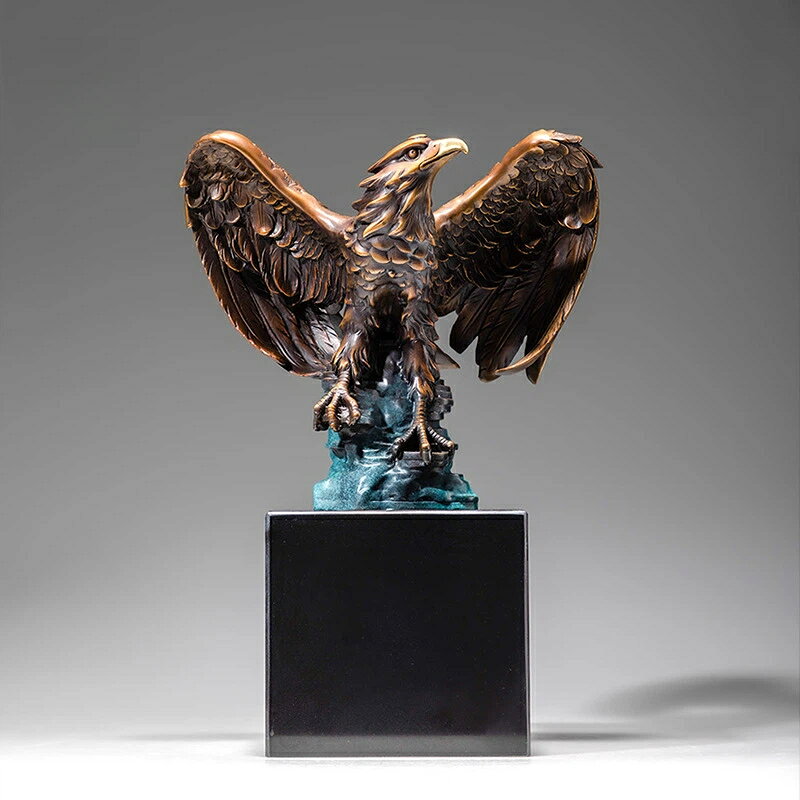 大展宏図 老鷹 黄銅 擺件 企業 ビジネス ギフト 雄鷹 翼広げ 銅器 工芸品 オフィス 客間 書斎 前台 インテリア 高級 置物 縁起物 開業 祝賀 雅風 デ...