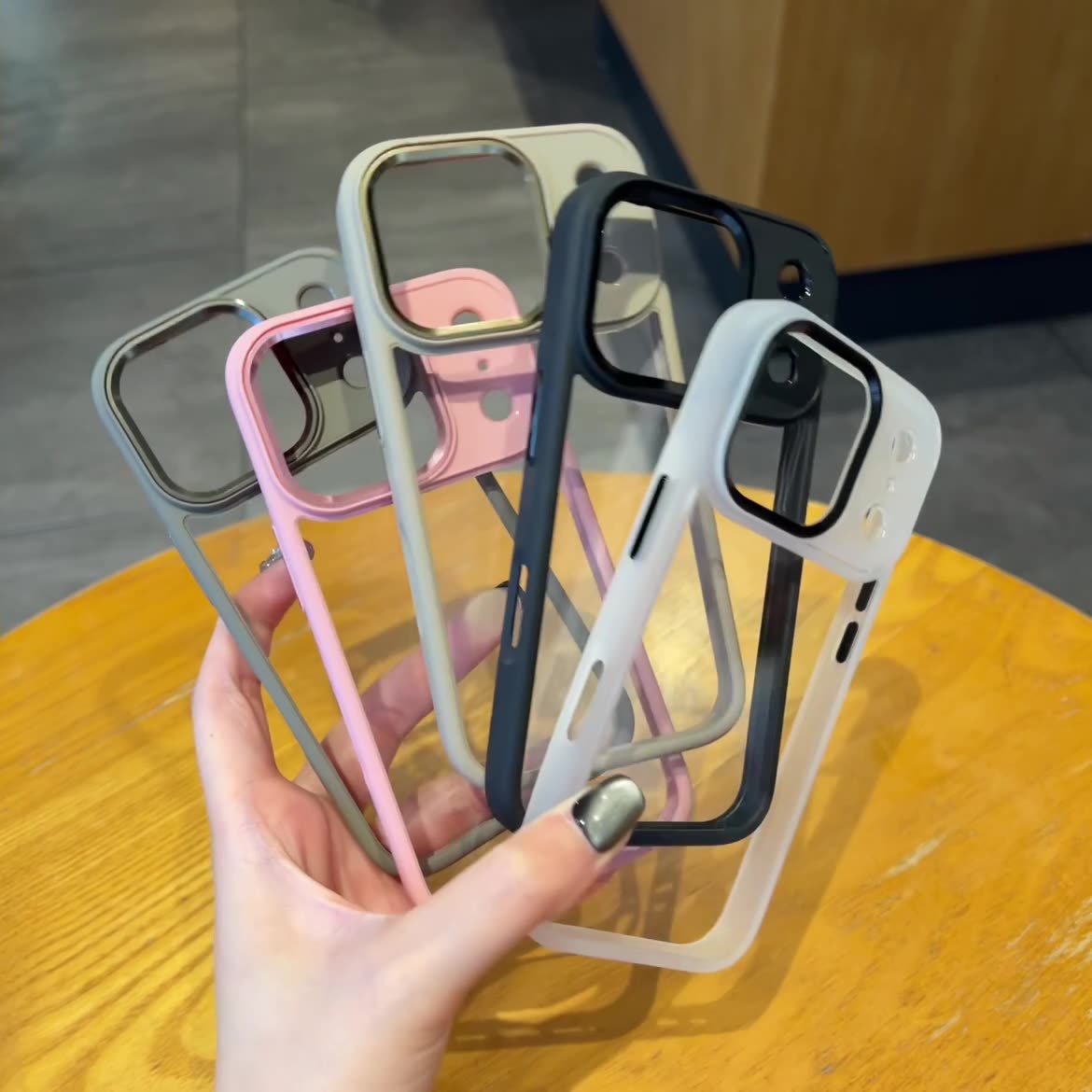 Rakuten - iPhone 17 Pro Max ケース マグネット 耐衝撃 スタンド機能付き おしゃれ スマホカバー 薄型 防摔 フルカバー iPhone 17 ケース