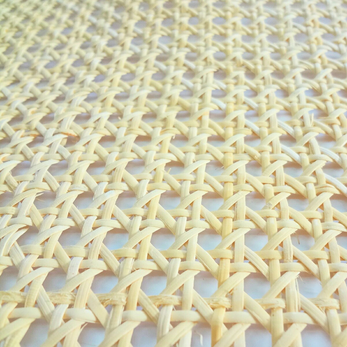 椅子張替え用 籐カゴメ編み 1/2 45cm巾 ラタン材料・籐材料 ブリーチ ラタンシート