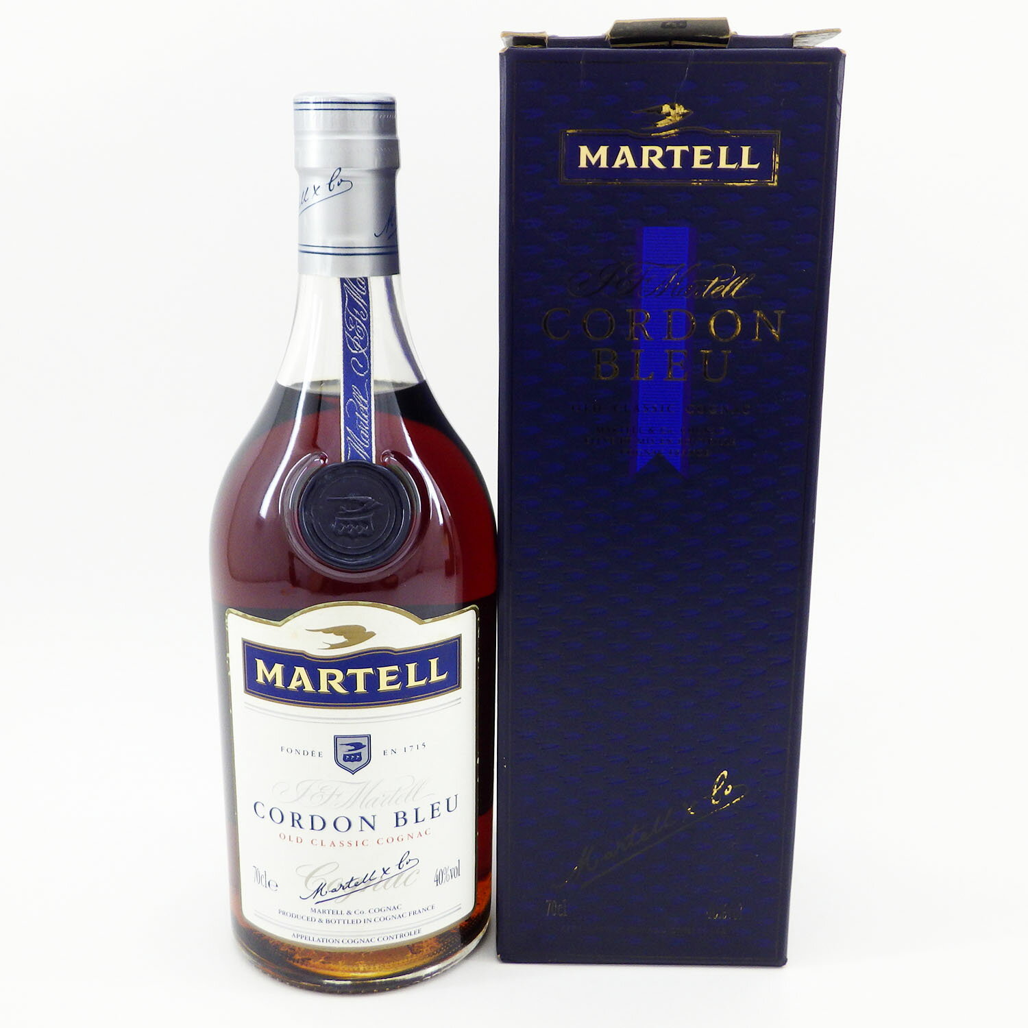 マーテル コルドンブルー オールドクラシック コニャック 700ml 40% 箱付き 未開栓 お酒 ブランデー MARTELL【中古】【送料無料】