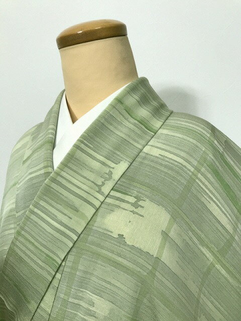 【中古】BMサイズ 小紋 正絹 グリーン地に霞模様 裄長め