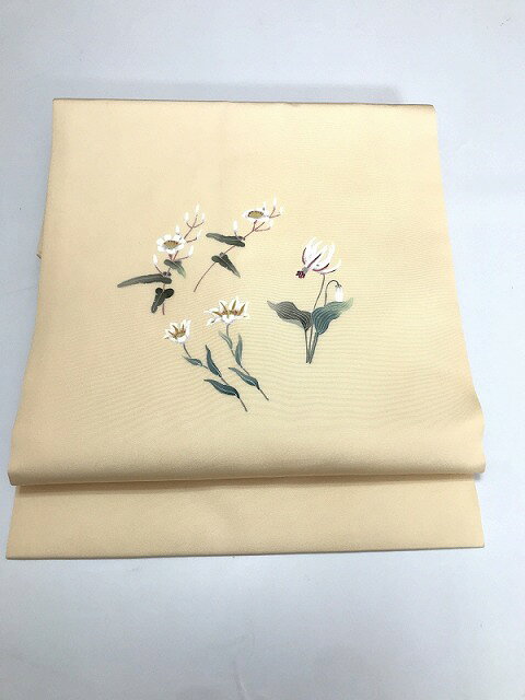 【中古】名古屋帯 正絹 クリーム地に野草模様
