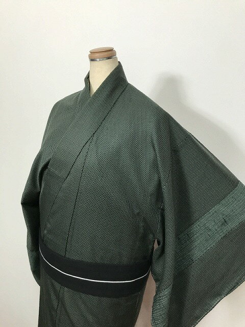 乐天商城 - 【中古】 Lサイズ 単衣着物 リメイク男物 ウール グリーン地に蚊絣模様 袖膝継ぎ 福服特製 最強配送