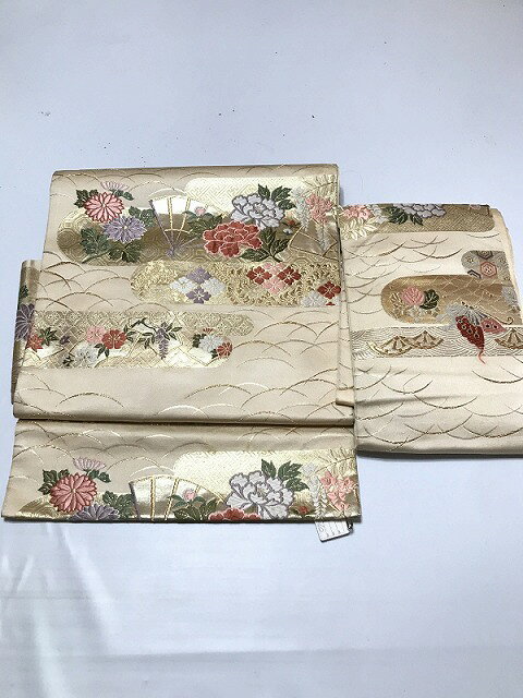 【中古】 作り帯 正絹 二重太鼓結び型 二部式帯 六通柄 袋帯の付け帯 ゴールド地に霞文様 最強配送