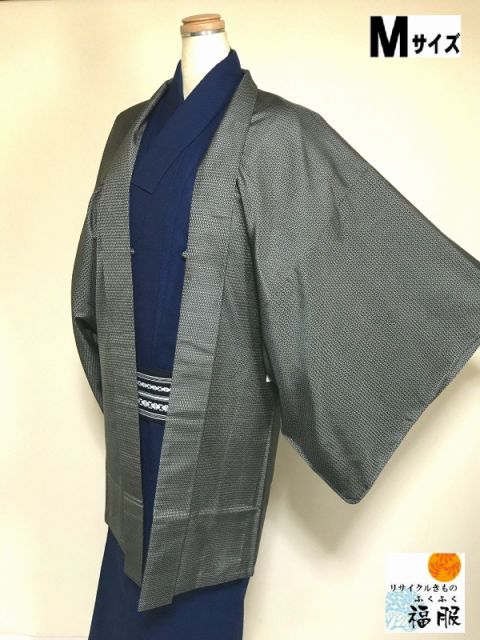 週末限定25%OFFCOUPON発行中/【中古】羽織 男物 正絹 黒地に蚊絣文様 裄70 Mサイズ リサイクル 着物羽織り メンズ 和装コート 着物用コート 着...