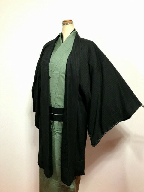 新品 L〜3Lサイズ 男物 化繊 羽織 黒縞柄レース 【福服特製】 着物羽織り メンズ 和装コート 着物用コート 着物コート 着物羽織 和装 アウター 普段着 ...