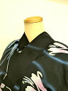 【中古】浴衣 綿 裄65 黒色地に花と蝶々模様 Mサイズ 木綿 仕立て上がり 花火大会 夕涼み 夏祭り 盆踊り ゆかた シーズン夏
