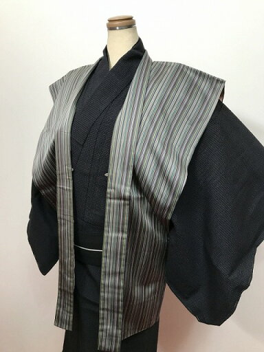 週末限定25%OFFクーポン/【中古】Lサイズ 陣羽織 男物 化繊 グレー地に縞文様 リメイク【福服特製】 週末限定25%OFFクーポン/【中古】Lサイズ 陣羽織 男物 化繊 グレー地に縞文様 リメイク【福服特製】