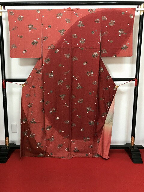 乐天商城 - 【中古】 Mサイズ 付け下げ 正絹 付下げ訪問着 赤茶地に枝花模様 袷着物