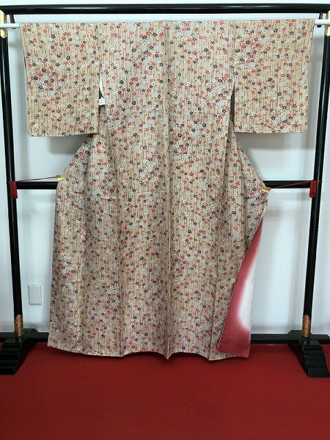 【中古】 Mサイズ 小紋 正絹 ベージュ地に梅模様 袷着物