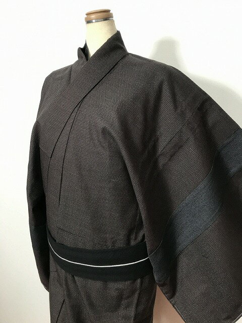 【中古】2Lサイズ 男物 こげ茶地に蚊絣文様 ウール男物リメイクシリーズ 【福服特製】