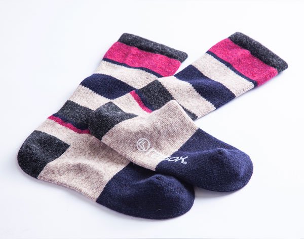 【送料無料】 スニーカーソックス (ブルーライン・ブラック・グリーンライン) (23-25cm) (3足セット)みっとめるへん社