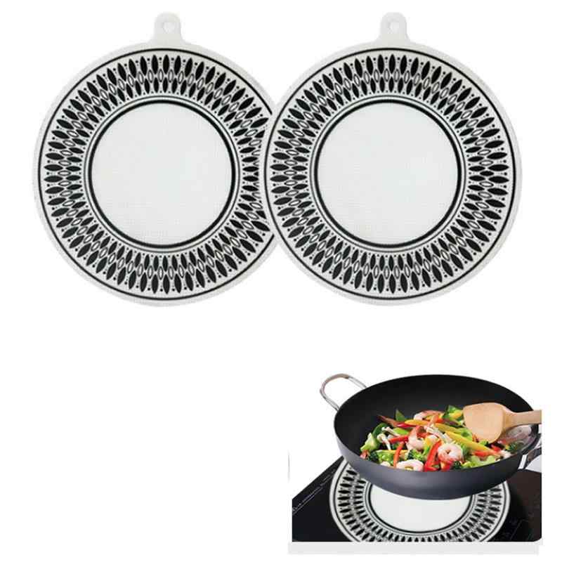 GOODCHI クッキングヒーターマット2枚入り 滑り止め シリコン 耐摩耗 耐油 保護パッド 焼け焦げ防止 洗..