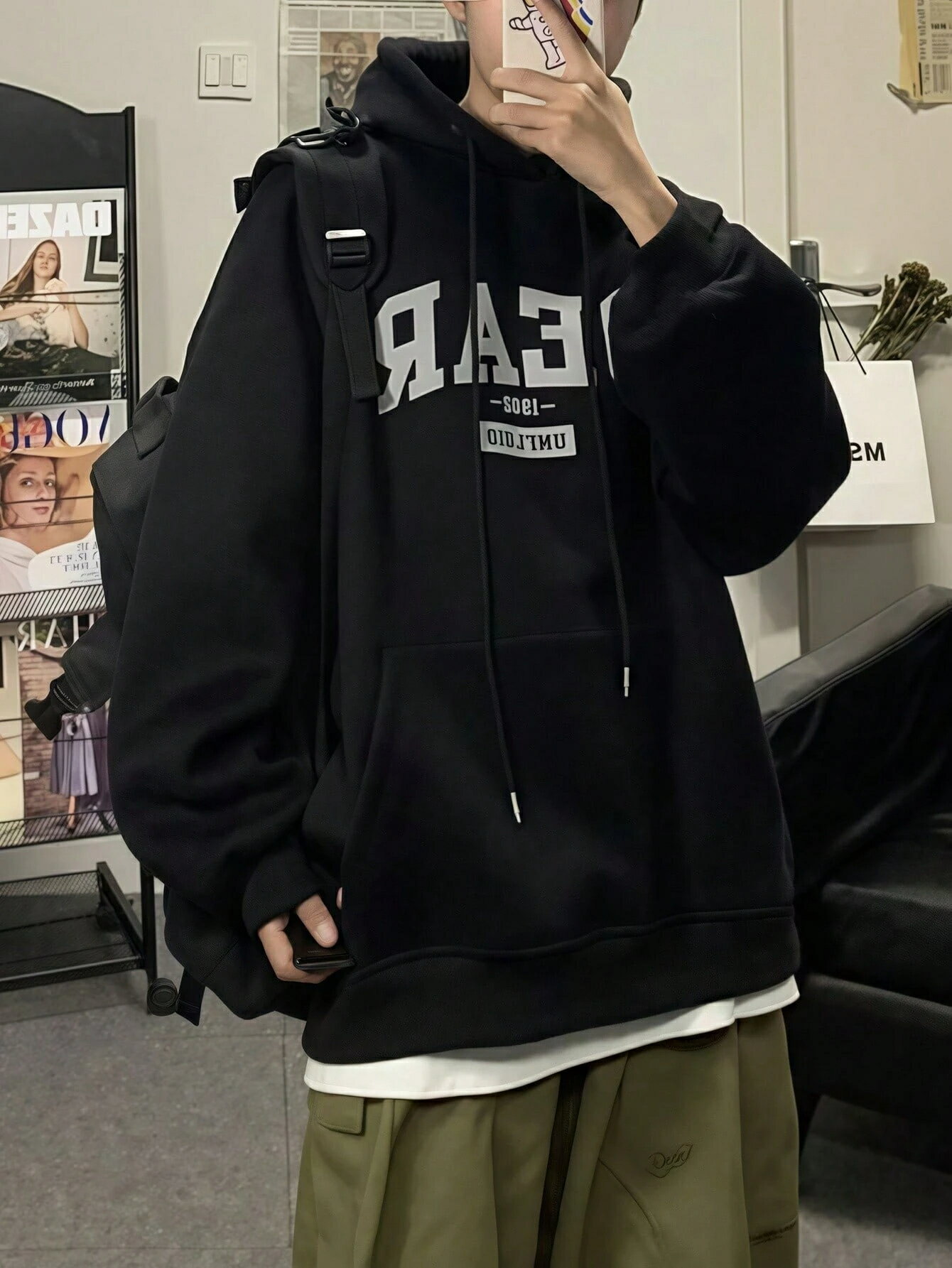 乐天商城 - 秋冬限定 綿混極厚パーカーふわふわ保温 ミニマルおしゃれロゴ 男女兼用