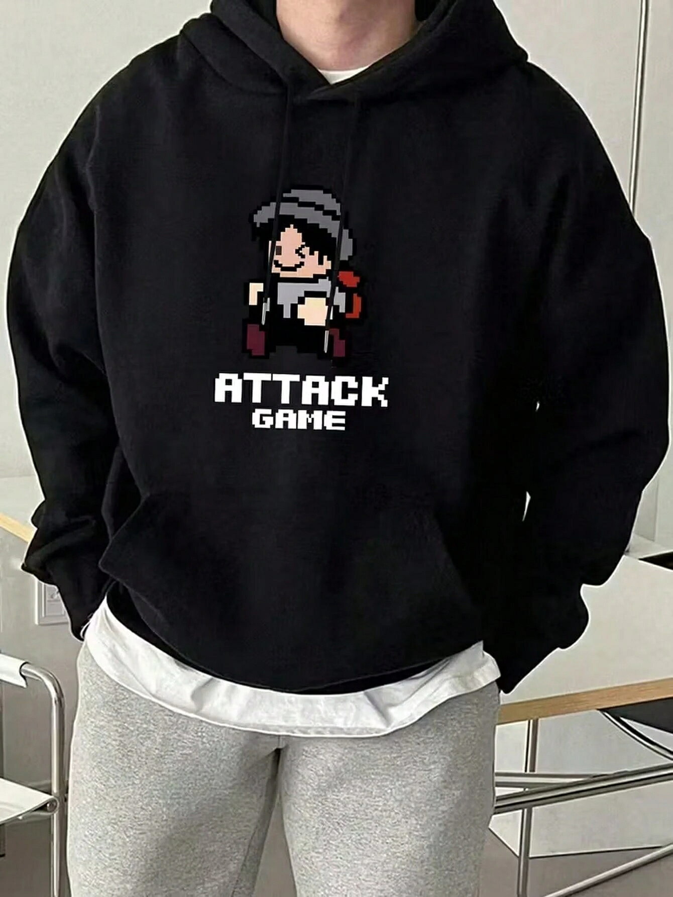 商品情報素材/材質300G 綿100%サイズ/寸法S 着丈 66.0 肩幅 53.0 袖丈 54.0 バスト 108.0M 着丈 68.0 肩幅 55.0 袖丈 55.0 バスト 112.0L 着丈 70.0 肩幅 57.0 袖丈 56.0 バスト 116.0XL 着丈 72.0 肩幅 59.0 袖丈 57.0 バスト 120.02XL 着丈 74.0 肩幅 61.0 袖丈 58.0 バスト 124.03XL 着丈 76.0 肩幅 63.0 袖丈 59.0 バスト 128.0その他商品説明誕生日 クリスマス バレンタイン ホワイトデー 父の日 母の日などの贈り物としても最適です。もちろん自分へのご褒美にも！心をこめたギフトラッピングも承っております。注意モニター発色の具合により色合いが異なる場合がございます。メンズの長袖フード付きスウェットシャツ、ファッショナブルでカジュアル、文字とパターンのプリント、秋と冬の長袖フード付きスウェットシャツ 秋冬にぴったりのポケット付きメンズフード付きスウェットシャツ。300g 100% 純綿製で、休日や通勤に最適です。 ◆◇◆　注意事項　◆◇◆ ※　掲載画像の商品の色味は、屋外や屋内の光の照射や角度により実物と色味　　が異なる場合がございます。※　糸のほつれ、縫い目の歪み、生地のシワ等は（お客様自身でカット　　していただける、着用に問題の無い範囲のもの）返品・交換の対象　　外とさせて頂きますのでご了承下さい。※　商品画像については、モニターによって色味が若干異なります事、　　ご了承ください。※　採寸方法によって誤差が生じる場合がございますので、予めご了　　承ください。 5