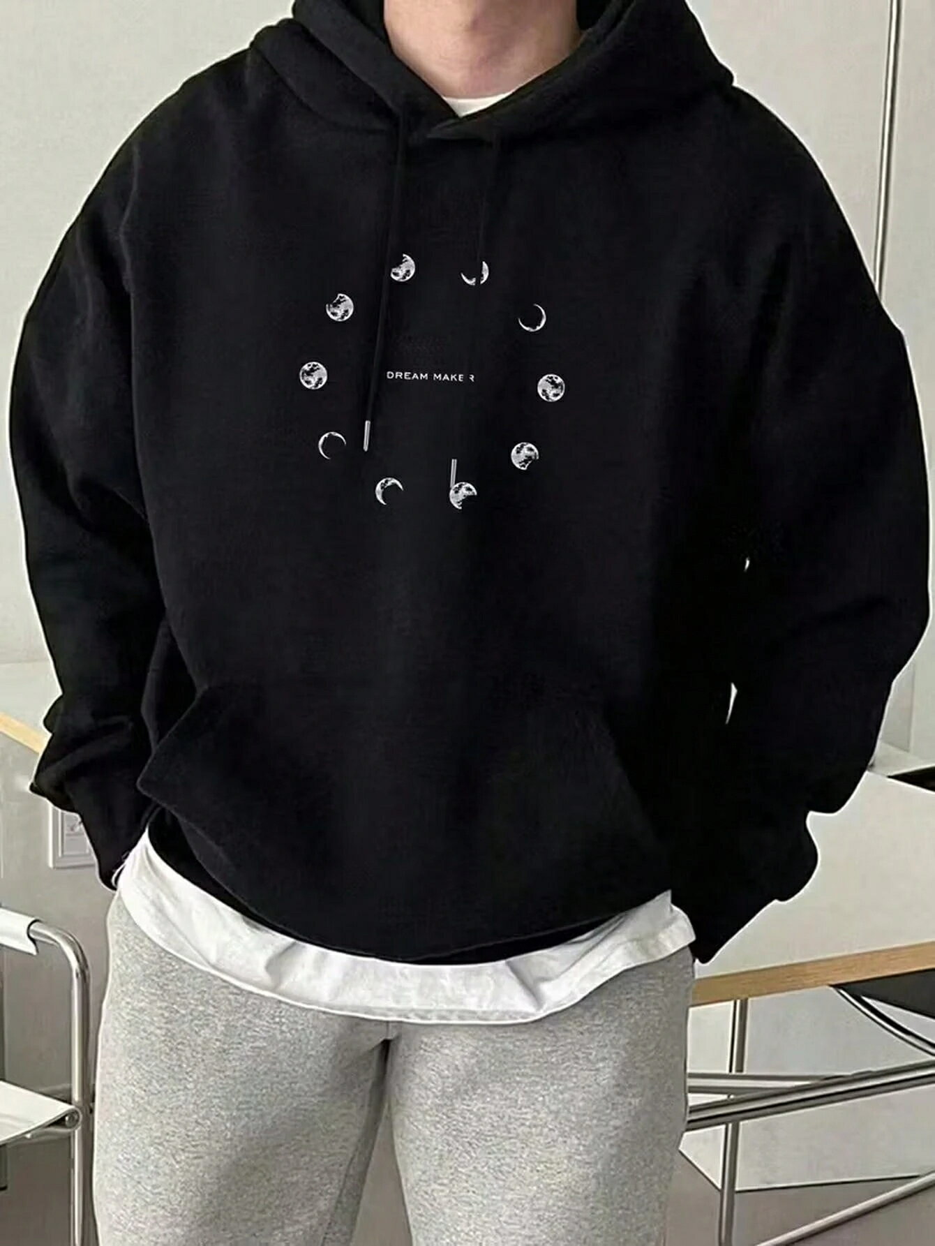 乐天商城 - メンズの長袖フード付きスウェットシャツ、ファッショナブルでカジュアル、文字とパターンのプリント、秋と冬の長袖フード付きスウェットシャツ