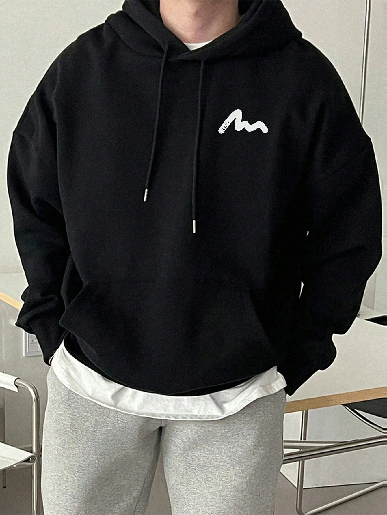 乐天商城 - メンズフーディ、ドローストリング付き、ルーズフィット、プリントデザイン、秋冬に最適。