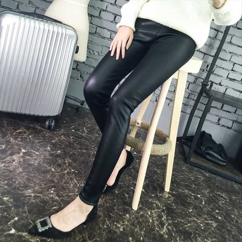 レザーパンツ レディース バイク フェイクレザー バイク 大きいサイズ スキニー レギンスパンツ ハイウエスト 裏起毛 ストレッチ 秋冬 S-XLサイズ ロングパンツ カジュアル 細身 PUパンツ 公演パンツ