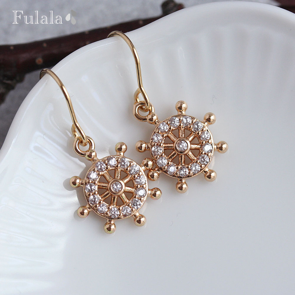 ピアス 金属アレルギー対応 キュービックジルコニアのラダーピアス 舵 イヤリング ステンレス 316L 樹脂ピアス チタンピアス サージカルステンレスピアス