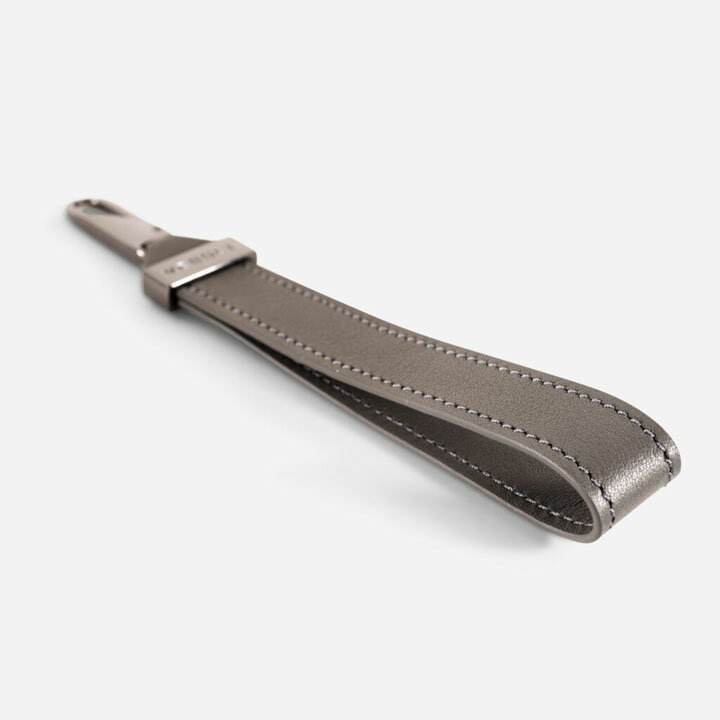 �٥��� GENUINE LEATHER PULL ���졼 �����˥奤��쥶���ץ� Gray ����� ���������꡼ ����ǥ��Хå� �ѡ��� VESSEL