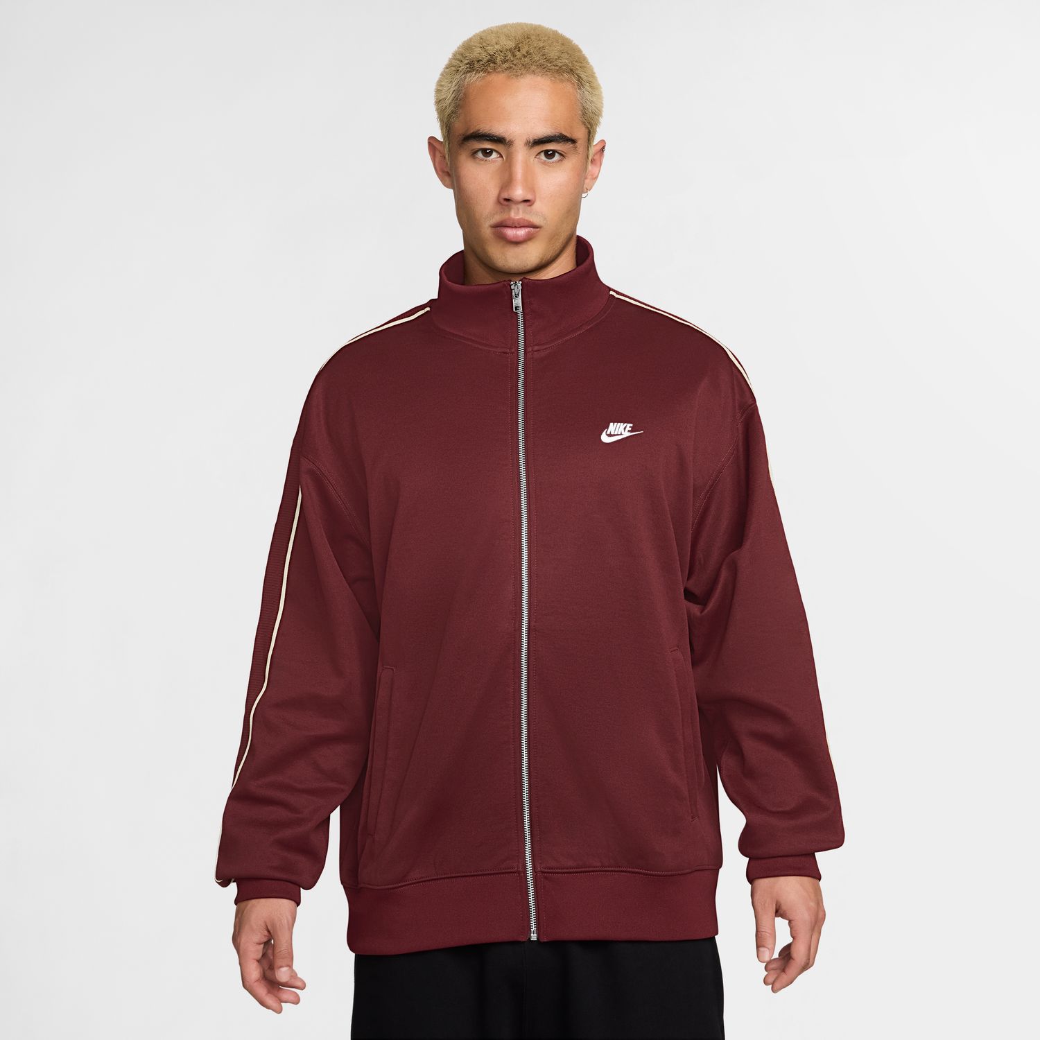 ナイキ HV1418-619 ナイキ クラブ ニット OS トラック ジャケット (619)ダークチームレッド/セイル/(ホワイト) メンズ・ユニセックス 2025ho 25p