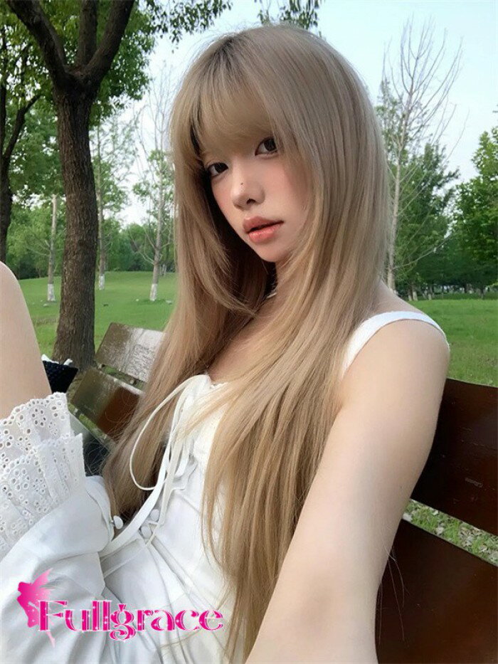 ウィッグ ロング ストレート ブラウン 茶髪 前髪ぱっつん 前髪あり フルウィッグ ロングウィッグ 可愛い コスレ ロリータ ゴスロリ 原宿 レディース コスチューム 仮装 大人 おしゃれ 普段使い 日常使い イベント 学園祭 演劇 舞台 学芸会 文化祭 ハロウィン 3