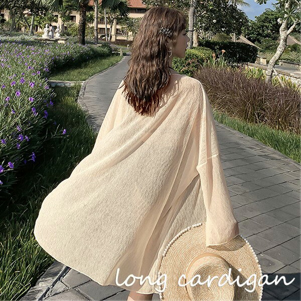 水着の上に着るカーディガンレディー...