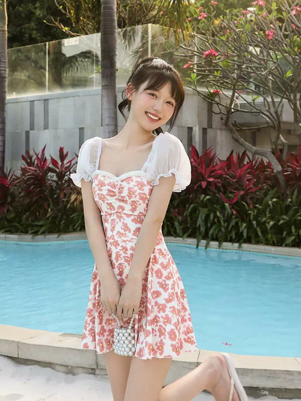 ワンピース水着 服みたいな 水着 花柄 フリル 半袖 パフスリーブ ワイヤーなし パッド付 レディース ボリューム袖 着?せ シンプル セクシー 写真映え 撮影用 海 夏 サマー プール リゾート 可愛い かわいい 透け感あり 旅行 温泉 大人 女性用 ジュニア 学生 女の子 ピンク