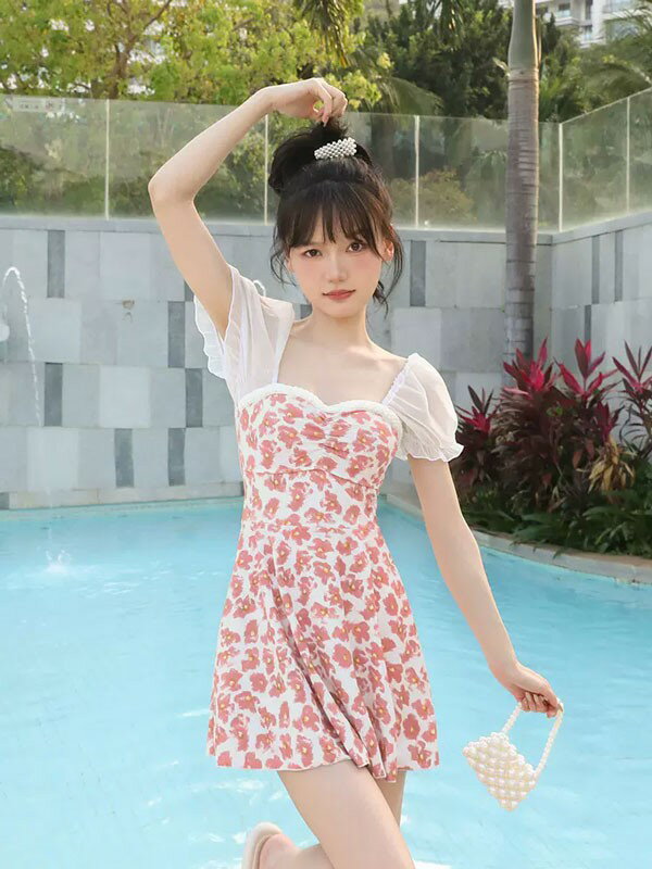 ワンピース水着 服みたいな 水着 花柄 フリル 半袖 パフスリーブ ワイヤーなし パッド付 レディース ボリューム袖 着?せ シンプル セクシー 写真映え 撮影用 海 夏 サマー プール リゾート 可愛い かわいい 透け感あり 旅行 温泉 大人 女性用 ジュニア 学生 女の子 ピンク