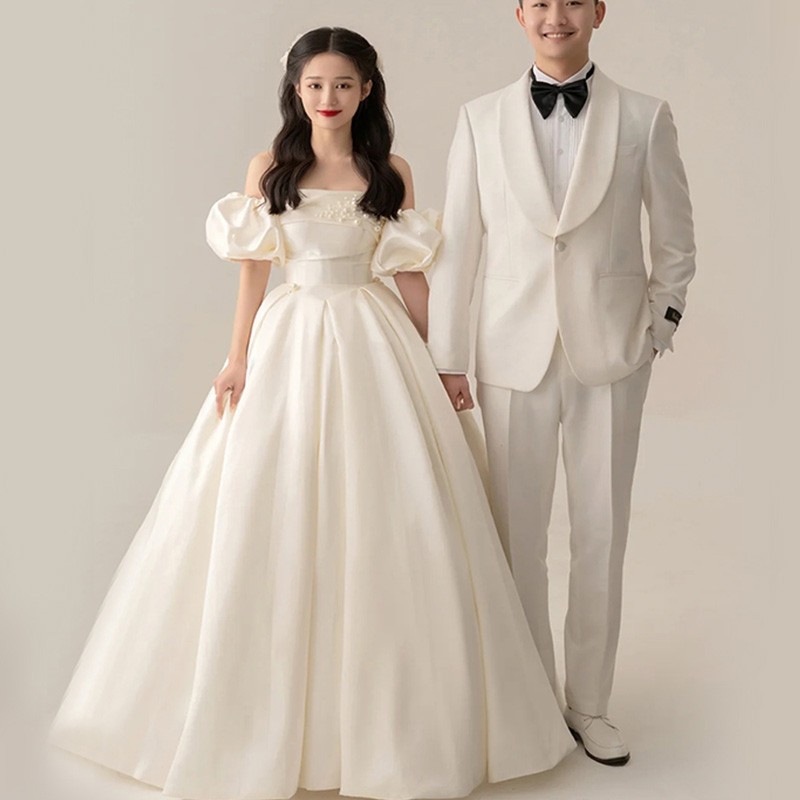 花嫁 ウェディングドレス オフショルダー パフスリーブ プリンセスライン 白ドレス トレーンドレス ワンピース プリンセス 可愛い かわいい シンプル 結婚式 披露宴 前撮り 後撮り 撮影用 フォトウェディング 小柄 小さいサイズ 大きいサイズ ロングドレス da152n1n1g5