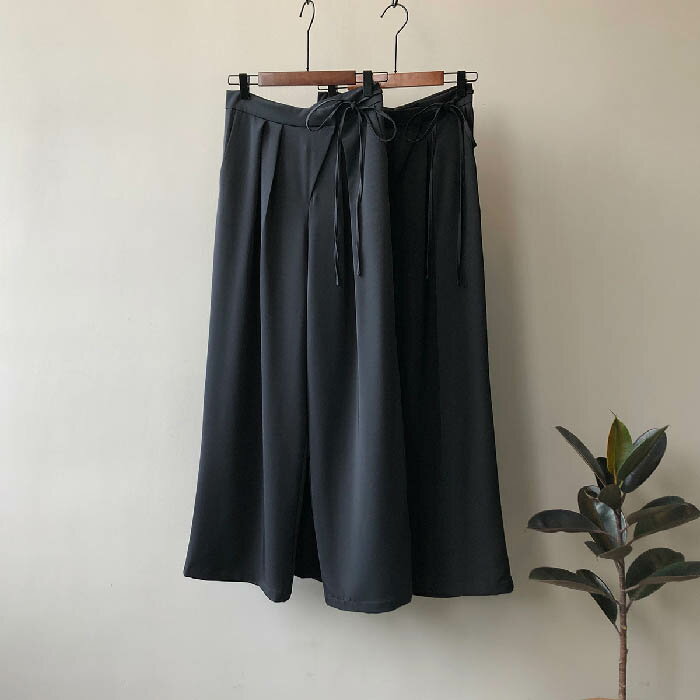 Rakuten - タックパンツ レディース ワイドパンツ 春 秋 ボトムス パンツ ワイド スラックス ロング 美シルエット タックワイドパンツ ハイウエスト 美脚 おしゃれ ゆったり カジュアル 着痩せ ボトムス 無地 初秋 肌触り優しい