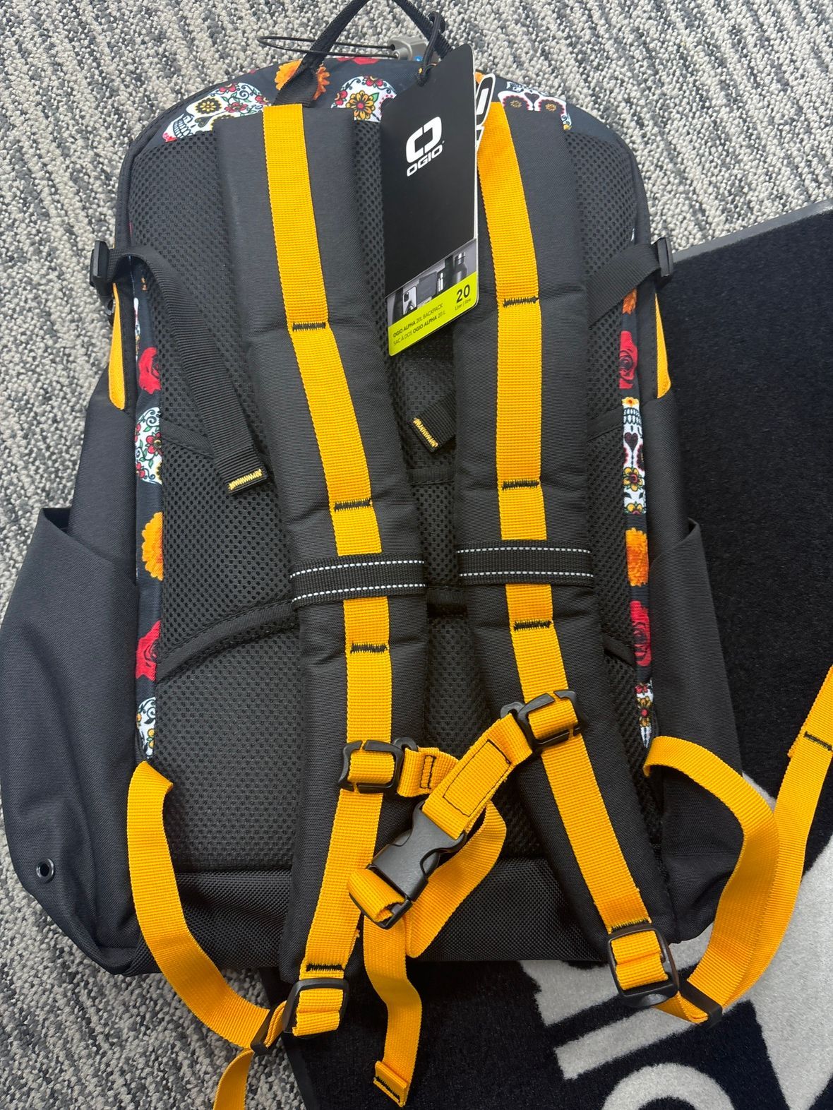 JYPER’S Staff StoreのOGIO オジオ ALPHA 20L BACKPACK (浦安店)｜アングル3