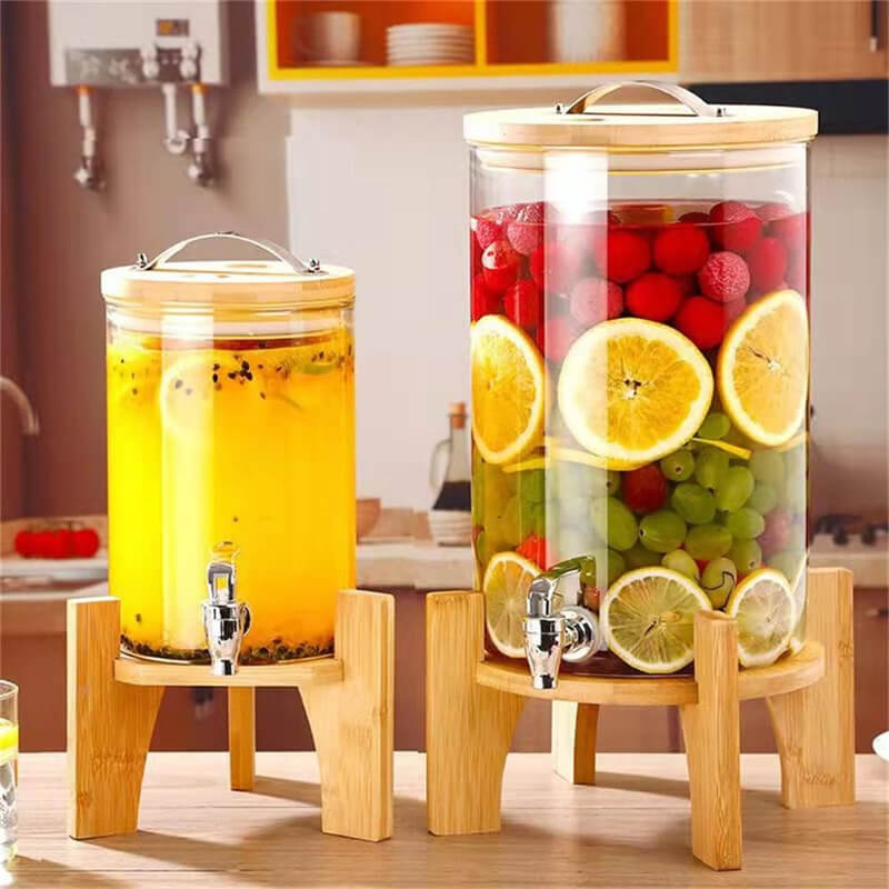 「SNS話題」飲料タンク 冷水筒 ドリンクサーバー ガラス貯蔵タンク 1.5L/2.5L/5L/8L大容量 ガラスポット ステンレス製の蛇口 保存瓶ドリンクディスペンサー 梅酒 ジュース ビール 保存容器 密閉缶 キッチン収納のサムネイル