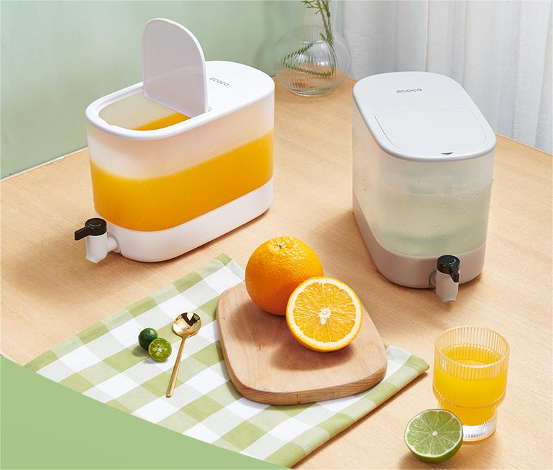 横置き 麦茶ポット ピッチャー 冷水筒 2個セット！冷水ポット 炭酸 冷蔵庫 飲料水 北欧 ウォーターサーバー 蛇口付き 大容量 蓋付 ドリンクサーバー 耐熱 洗いやすい 水タンク DIY ドリンクサーバー ポット お茶 丈夫 軽量 4L