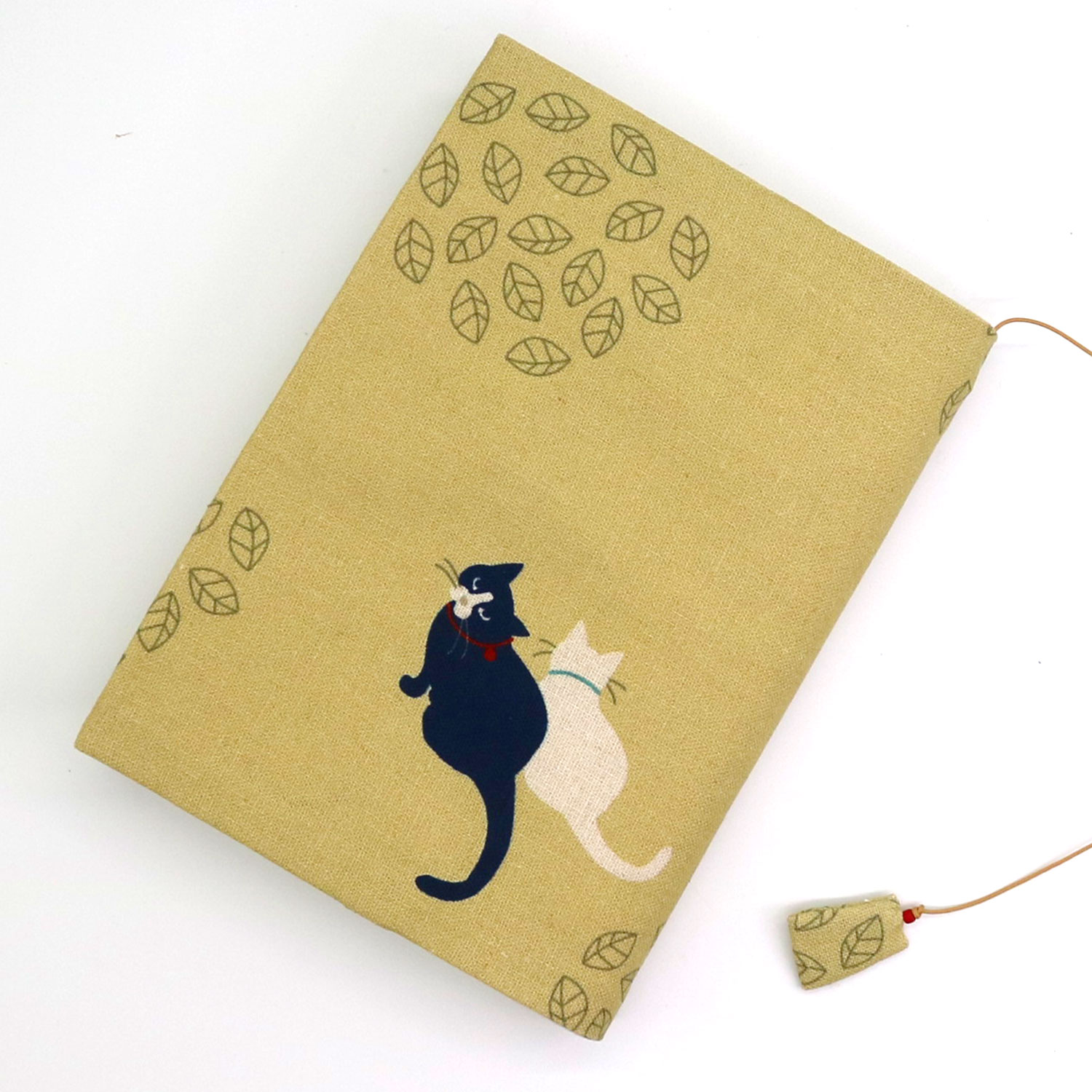 sheepsleep 布製ブックカバー 文庫本カバー 「お気に入りの場所」Y プリント 日本製 栞紐付き