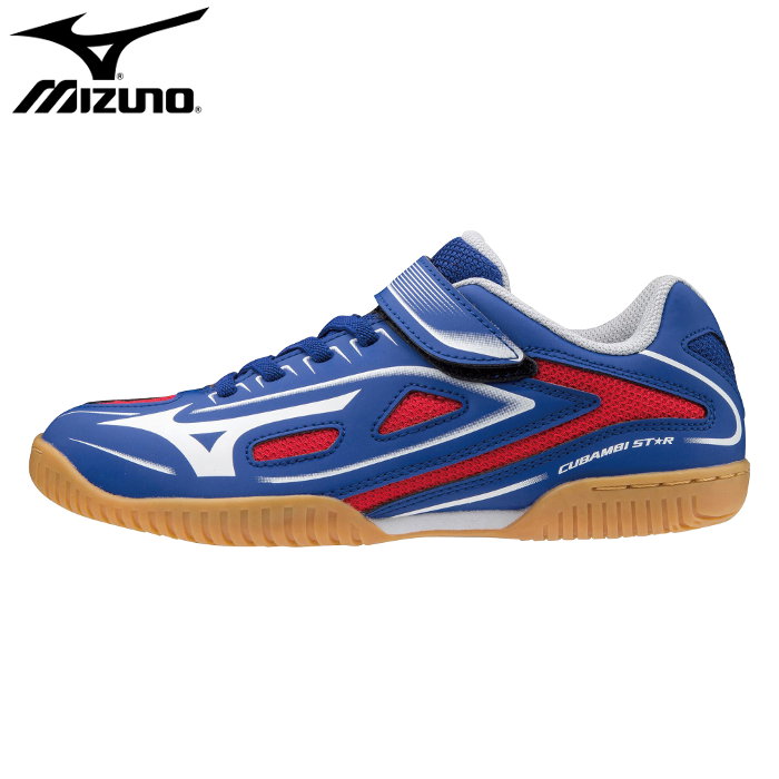 ミズノ(MIZUNO)カバンビスター Z2 ●素材 ・甲材:人工皮革、合成繊維 ・底材:ゴム底 ●サイズ ・18.0/19.0/20.0/21.0/22.0cm ●質量 ・約190g(20.0cm片方) ●カラー ・20:ブルー×ホワイト×レッド 未来のスターへの第一歩はこの一足で! ・カップインソール(取り外し可) ・2E相当の方向け ■ノンマーキングソール ※商品の画像はできる限り実物に近づけるよう配慮しております。 お使いのモニターやご覧になる環境によりまして、 色目が若干異なる場合がございますので、ご了承くださいませ。 ※メーカー希望小売価格はメーカーサイトに基づいて掲載しています。ミズノ(MIZUNO)カバンビスター Z2