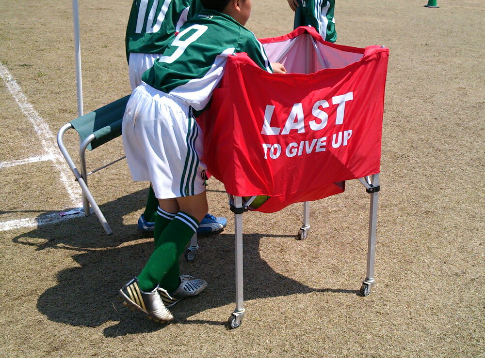 みんなのボールかご【 小 Kids 】 サッカー バスケ バレーボール 折りたたみ 式 ボールキャリア かご キャスター 付き 収納袋 付き 送料無料ネット注文 サッカー 用品 セール